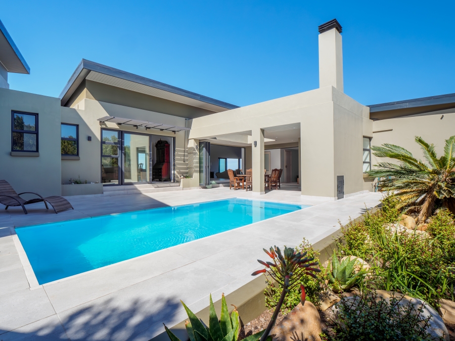 5 Bedroom Property for Sale in Pezula Private Estate Western Cape